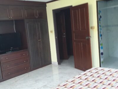 Large 1 bed apartment