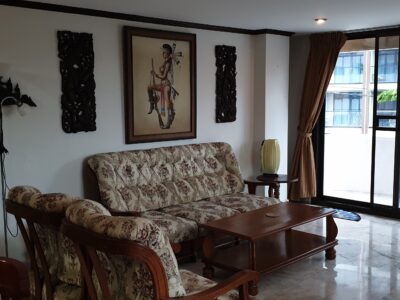 Large 1 bed apartment